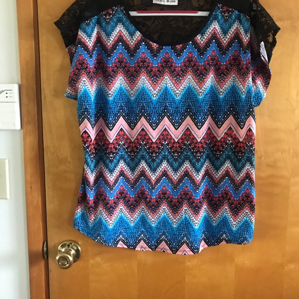 Colorful Zigzag Patterned Top
